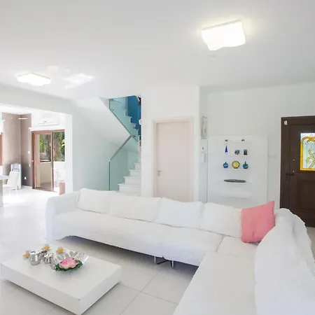 Haus In Ayia Napa Mit Privatem Pool * 普罗塔拉斯