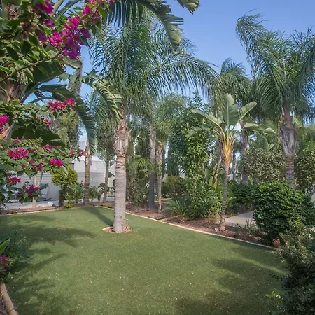 度假居 Haus In Ayia Napa Mit Privatem Pool 普罗塔拉斯